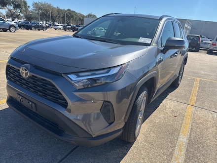 2025 Toyota RAV4 XLE SUV