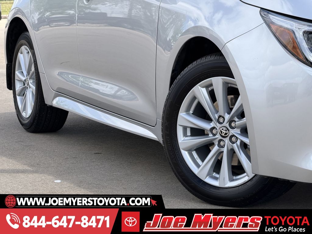 Used 2025 Classic Silver Metallic Midnight Black Metallic Toyota SE image 12