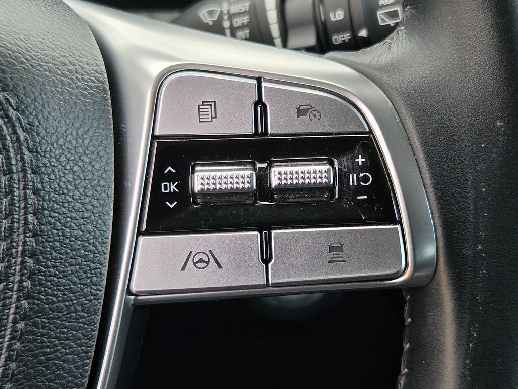 Used 2025 Dark Moss Kia EX image 22