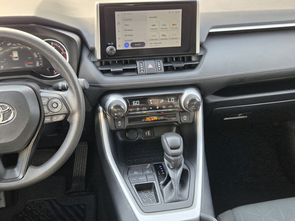 Used 2025 Silver Sky Metallic Toyota XLE image 17