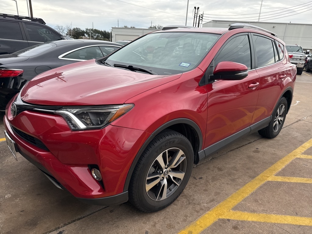 Used 2016 Toyota RAV4 XLE SUV