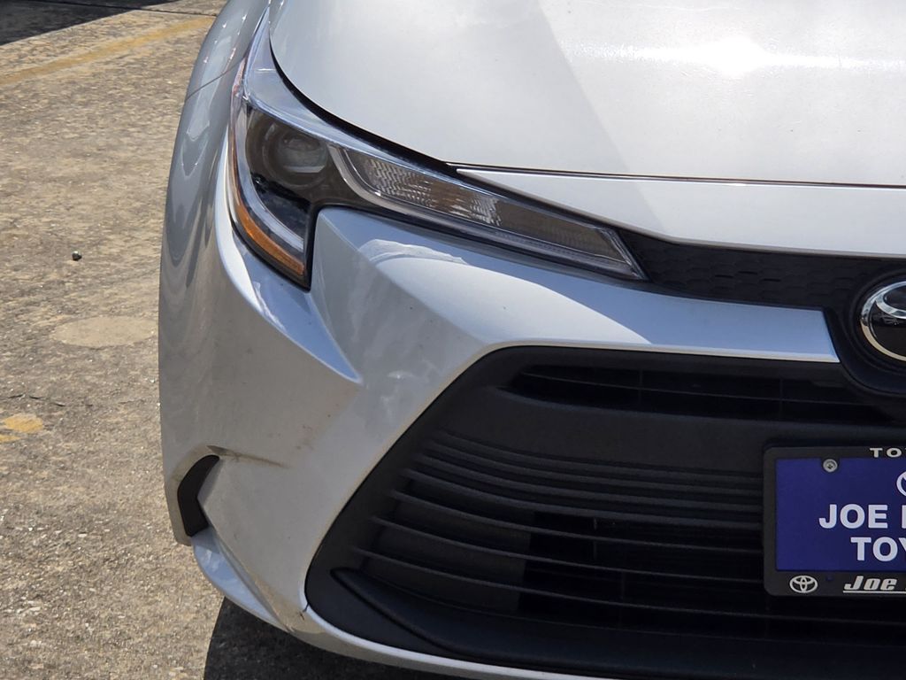 Used 2026 Classic Silver Metallic Toyota LE image 5