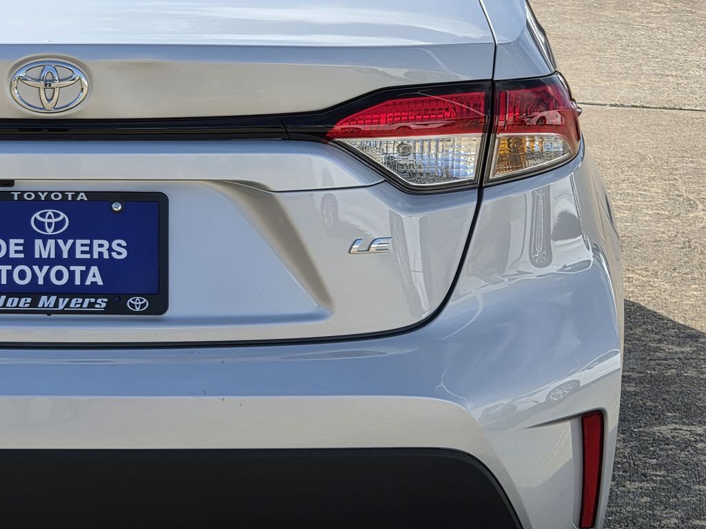 Used 2026 Classic Silver Metallic Toyota LE image 9