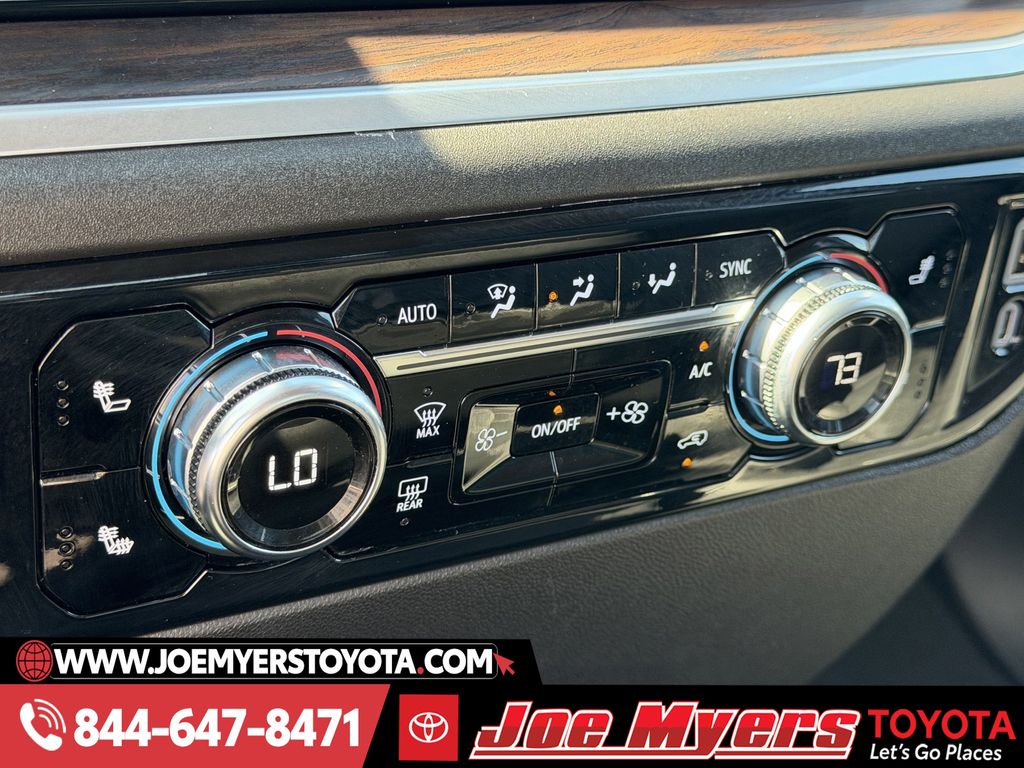 Used 2025 Summit White GMC SLT image 20