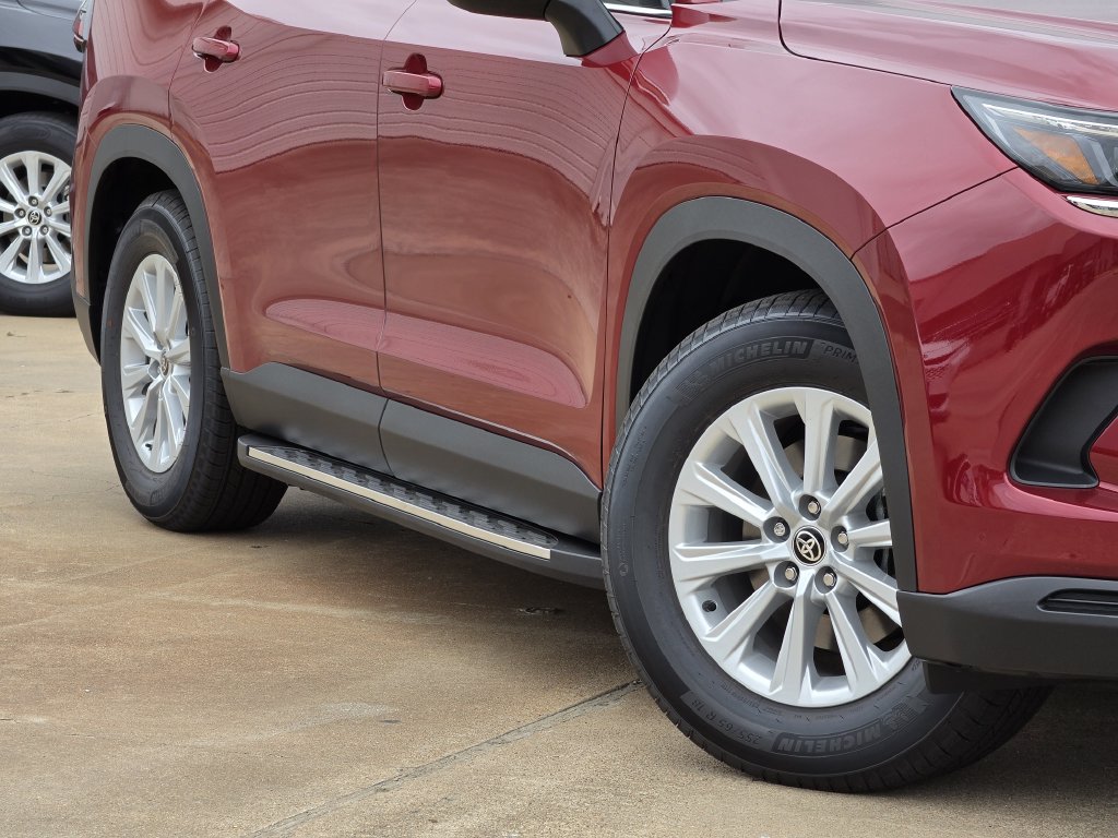 New 2026 Ruby Flare Pearl Toyota XLE image 11
