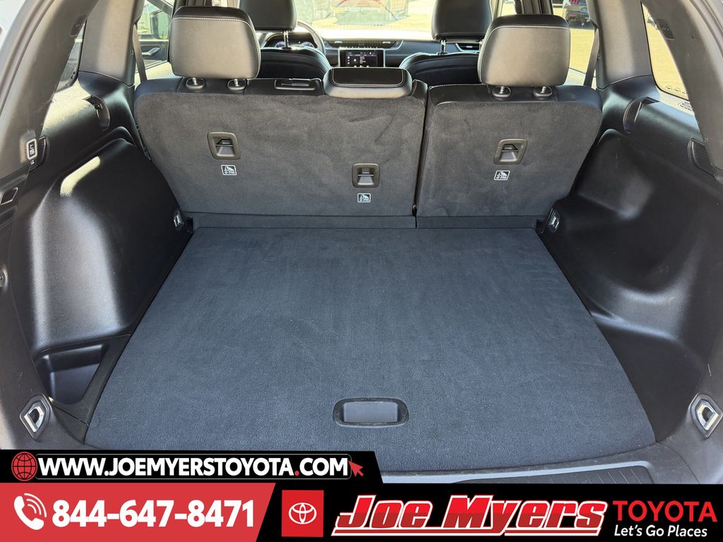 Used 2025 Bright White Clearcoat Jeep Altitude image 30