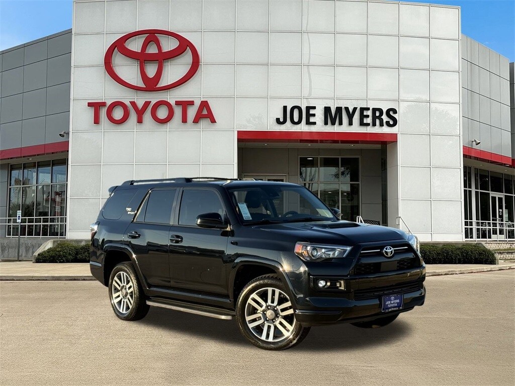 2023 Toyota 4Runner TRD Sport photo 2