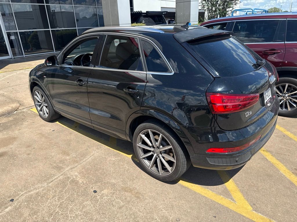 Used 2018 Brilliant Black Audi 2.0T Premium image 4