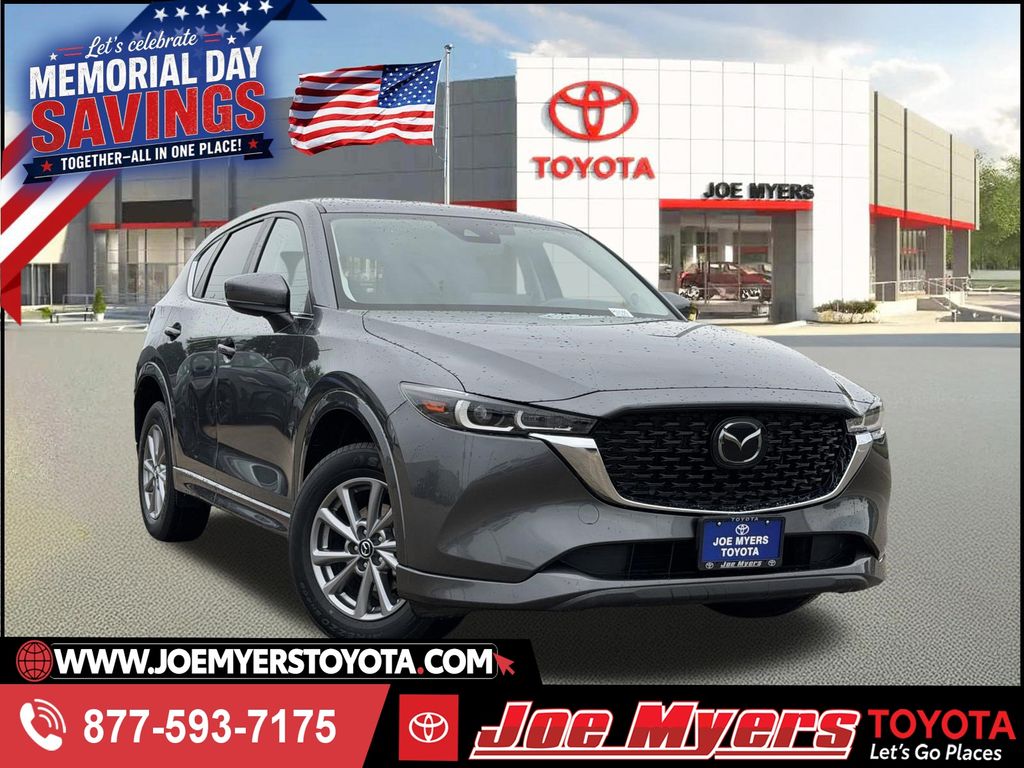 2025 Mazda CX-5 S Preferred package Auto AWD's photo