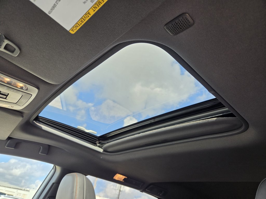 Used 2023 Ice Toyota XSE image 29