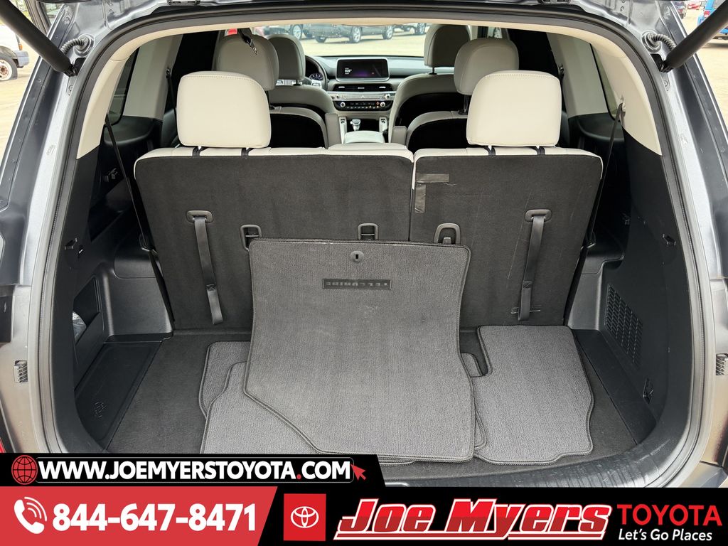 Used 2022 Gravity Gray Kia EX image 30