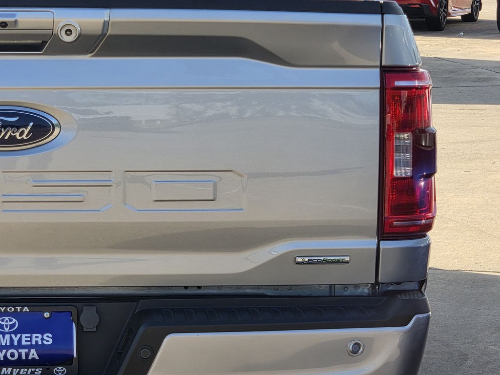 Used 2023 Iconic Silver Metallic Ford XLT image 9
