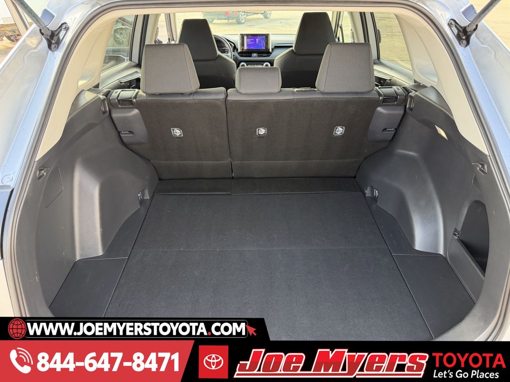 Used 2025 Silver Sky Metallic Toyota LE image 28