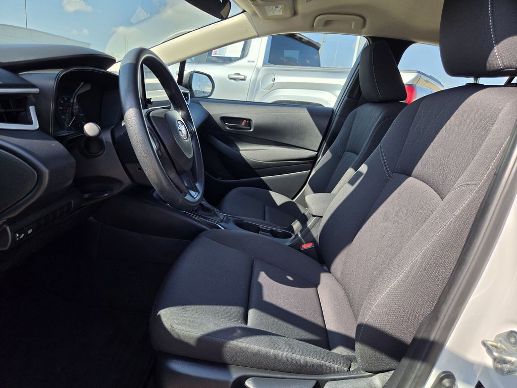 Used 2025 Ice Toyota LE image 26
