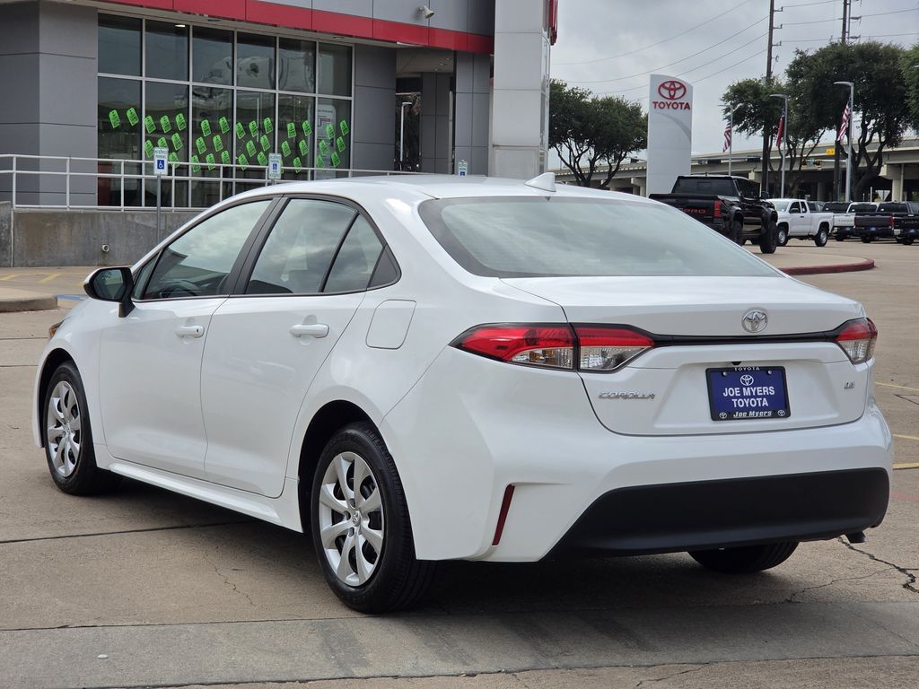 Used 2026 Ice Toyota LE image 7