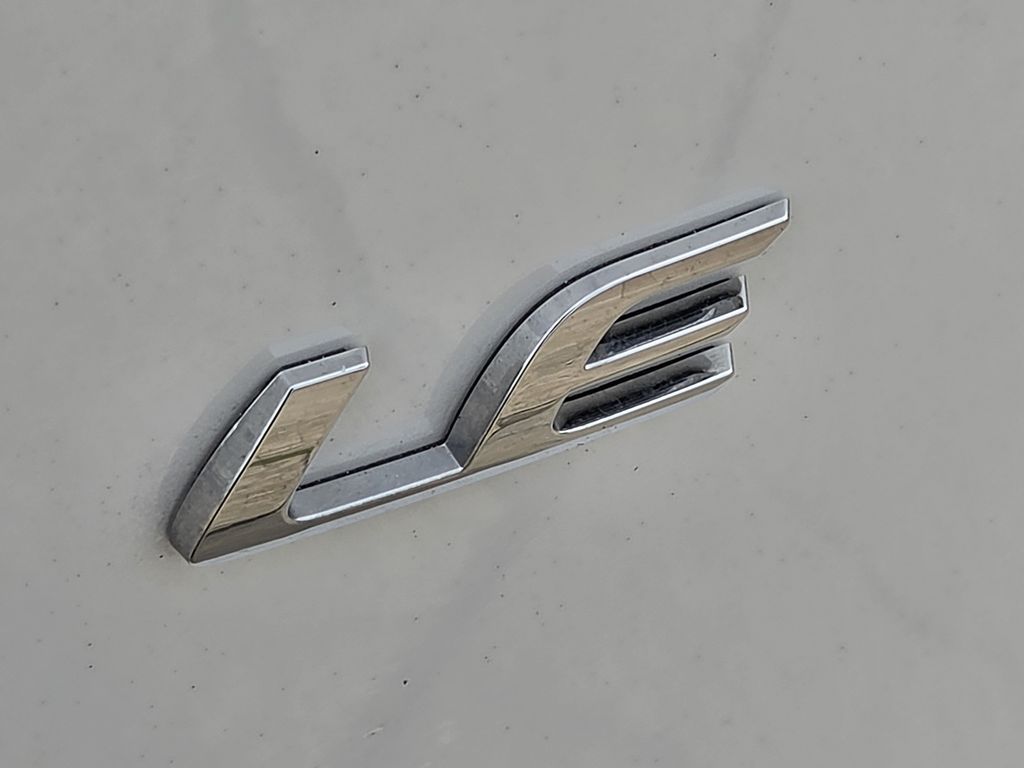 Used 2026 Ice Toyota LE image 11