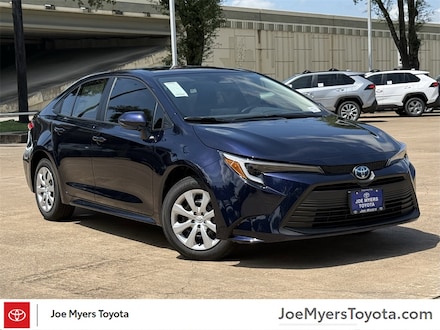 2025 Toyota Corolla Hybrid LE Sedan