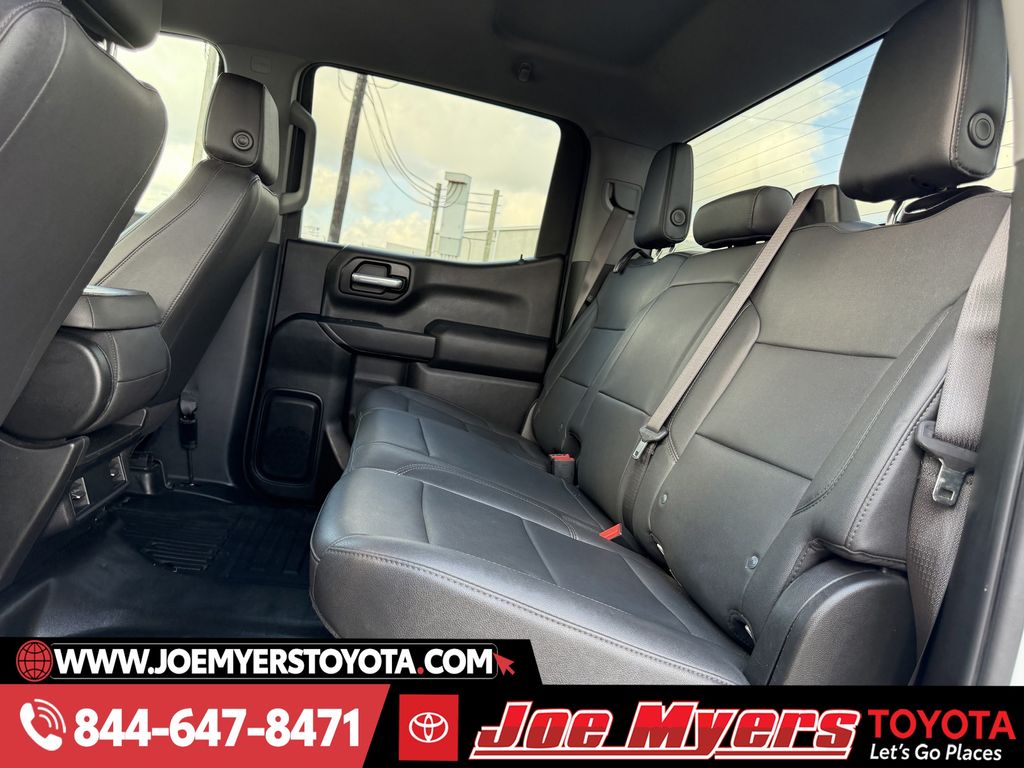 Used 2023 Summit White GMC Pro image 27