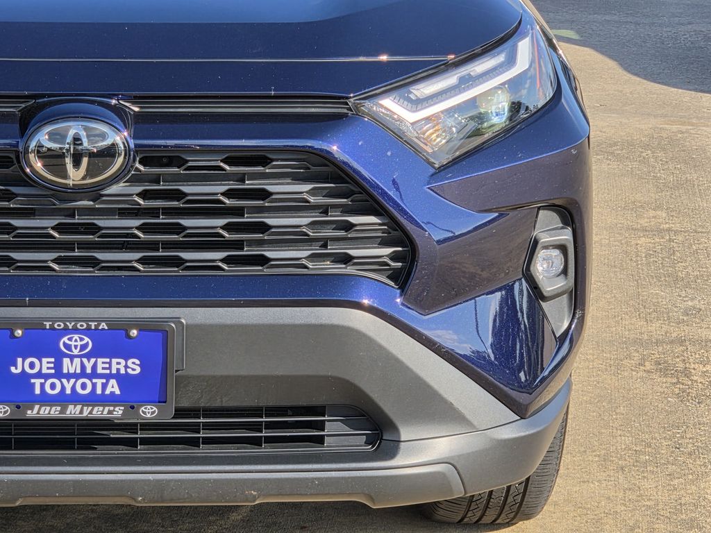 Used 2025 Blueprint Toyota XLE Premium image 4