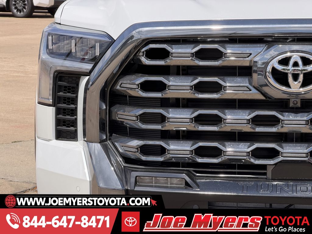 New 2026 Wind Chill Pearl Toyota Platinum image 5