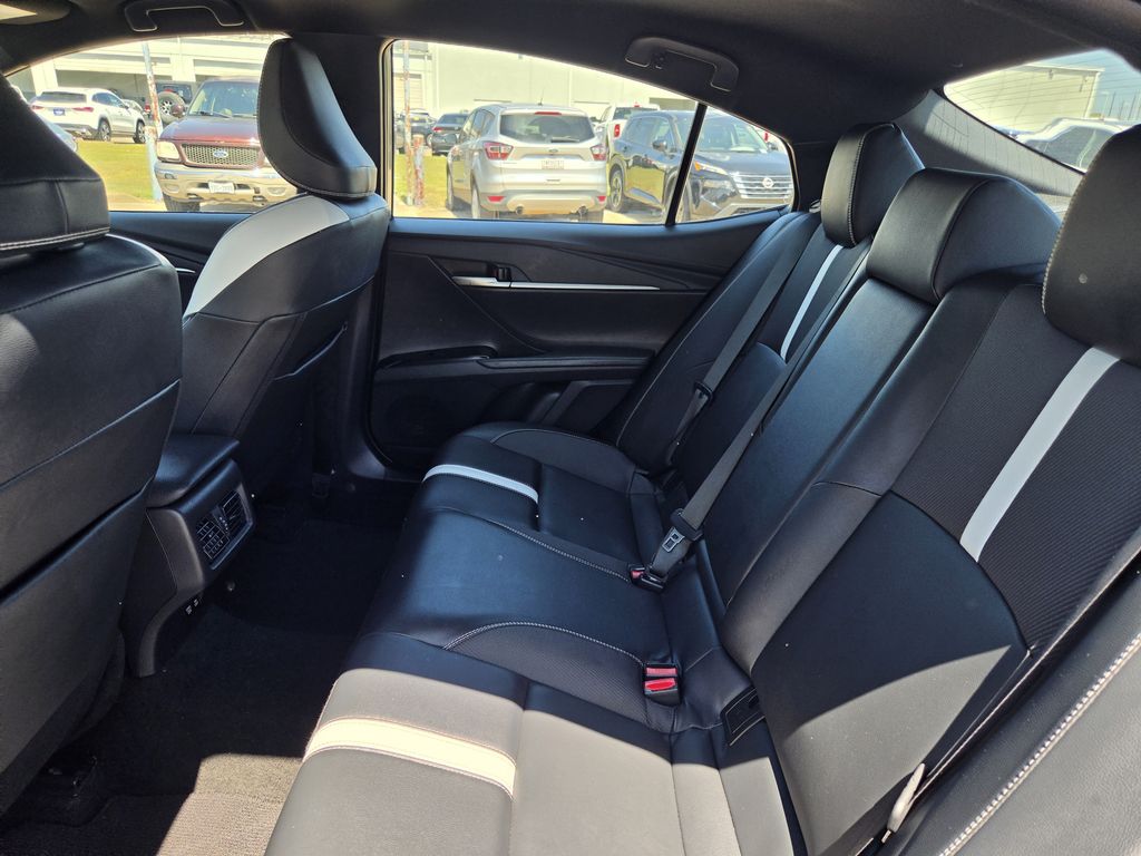 Used 2025 Heavy Metal Toyota SE image 29