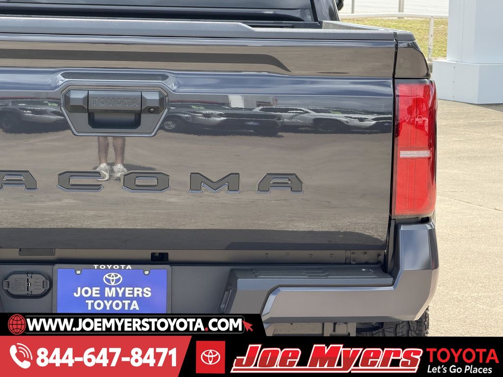 New 2026 Underground Toyota SR5 image 9