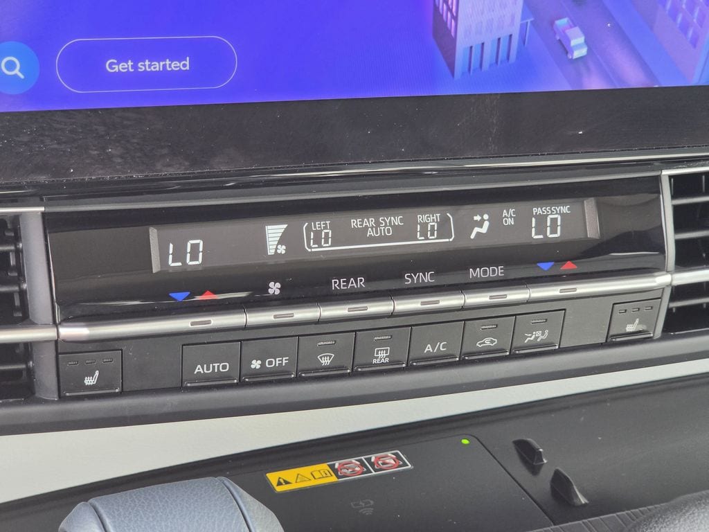 Used 2025 Pearl Toyota XLE image 20
