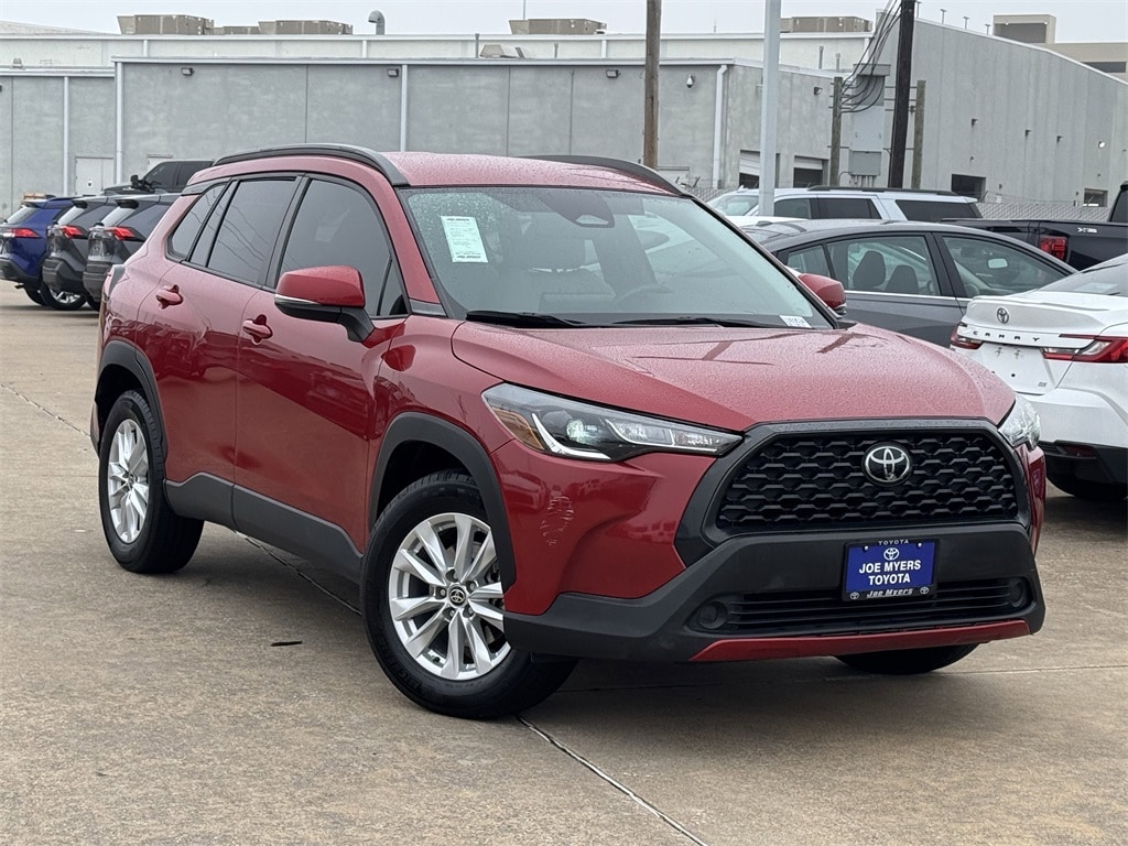 Used 2023 Toyota Corolla Cross LE SUV