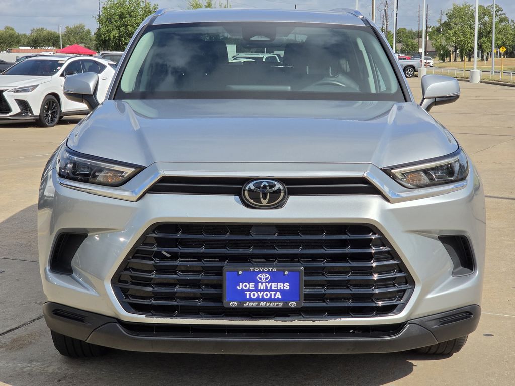 Used 2025 Celestial Silver Metallic Toyota XLE image 3