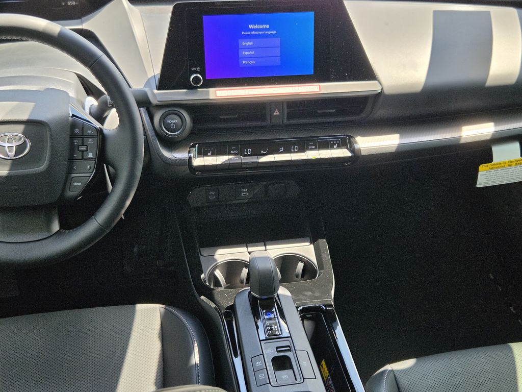 New 2027 Wind Chill Pearl Toyota XLE image 16