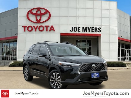 2025 Toyota Corolla Cross XLE SUV