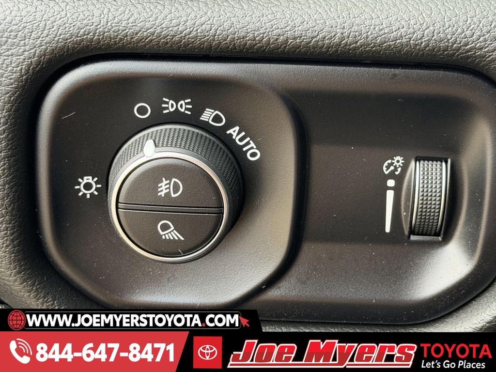 Used 2023 Hydro Blue Pearlcoat Ram Big Horn/Lone Star image 25