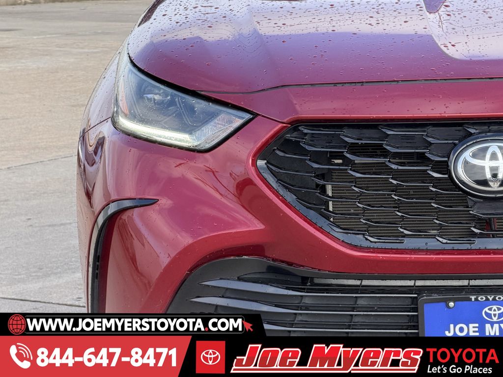 Used 2023 Ruby Flare Pearl Toyota XSE image 5