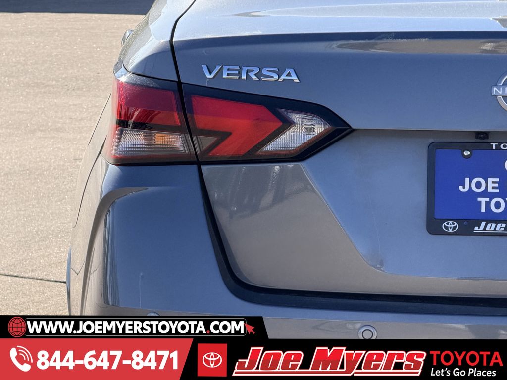 Used 2025 Gun Metallic Nissan 1.6 SV image 10