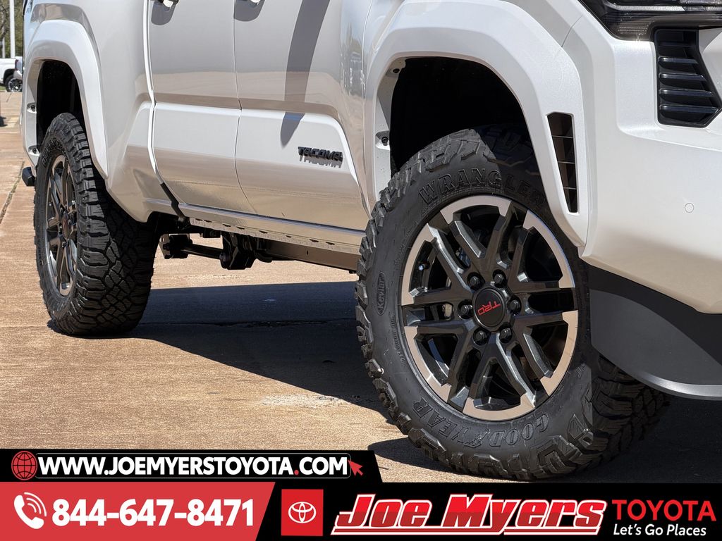 New 2026 Wind Chill Pear Toyota TRD Sport image 11