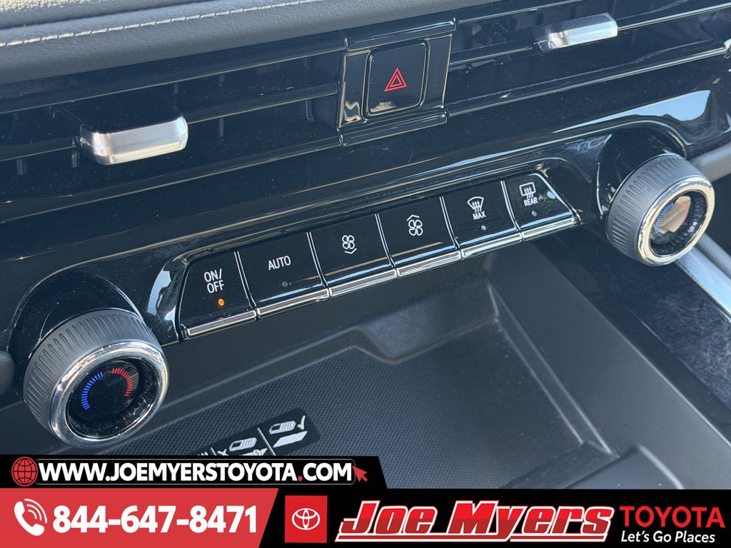 Used 2025 Black Chevrolet LT image 20