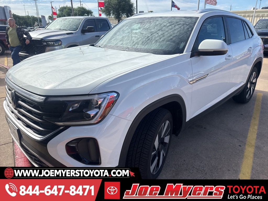 2025 Volkswagen Atlas Cross Sport 2.0T SE w/Technology