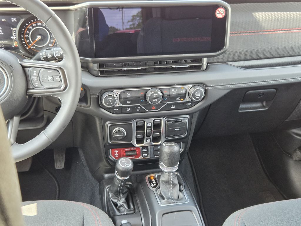 Used 2026 Black Clearcoat Jeep Rubicon image 16