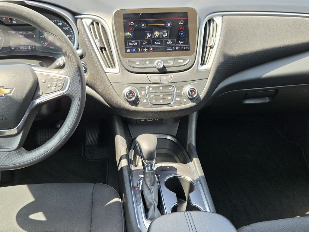 Used 2025 Summit White Chevrolet LT image 16