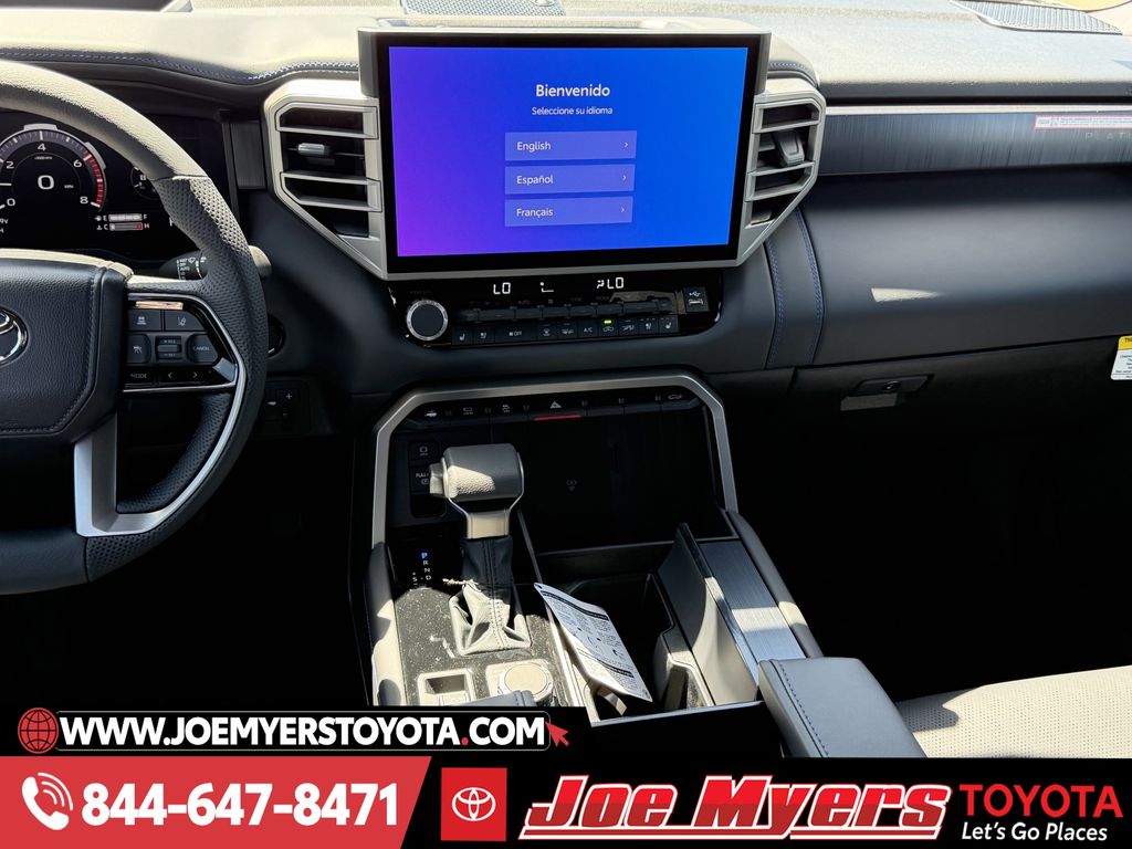 New 2026 Wind Chill Pearl Toyota Platinum image 15