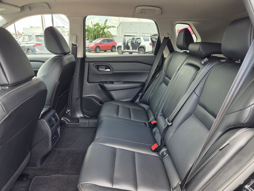 Used 2026 Super Black Nissan SL image 28