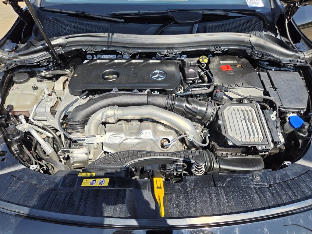 Used 2025 Black Mercedes-Benz GLA 250 image 30