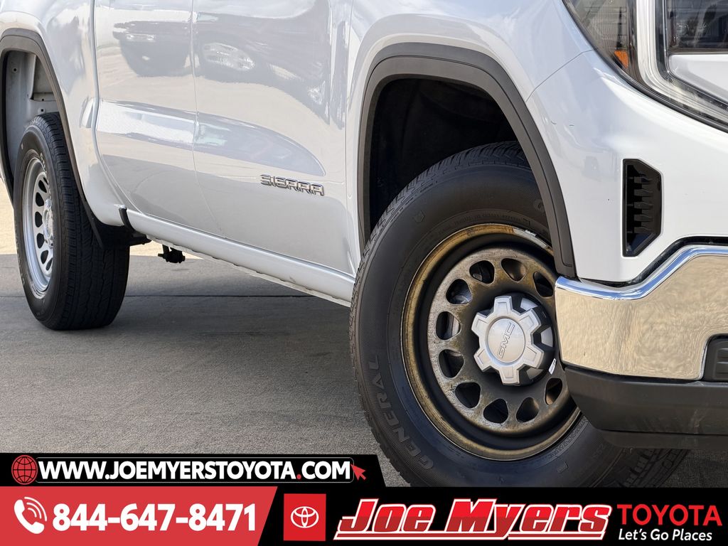 Used 2023 Summit White GMC Pro image 11