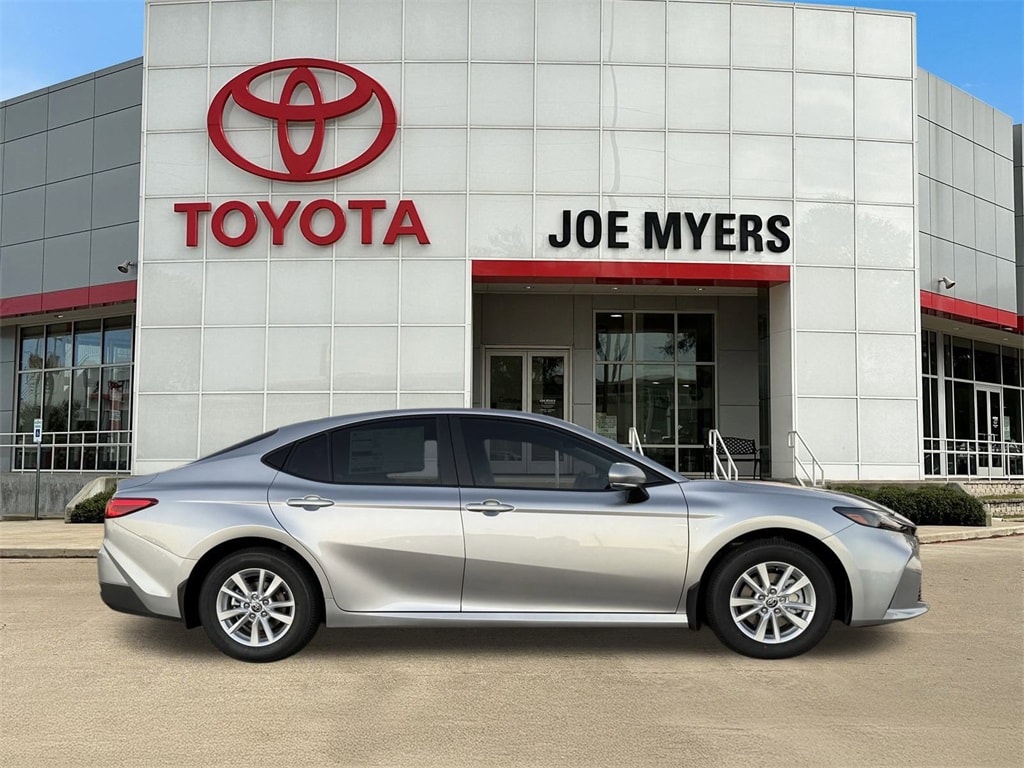 New 2026 Toyota Camry LE Sedan