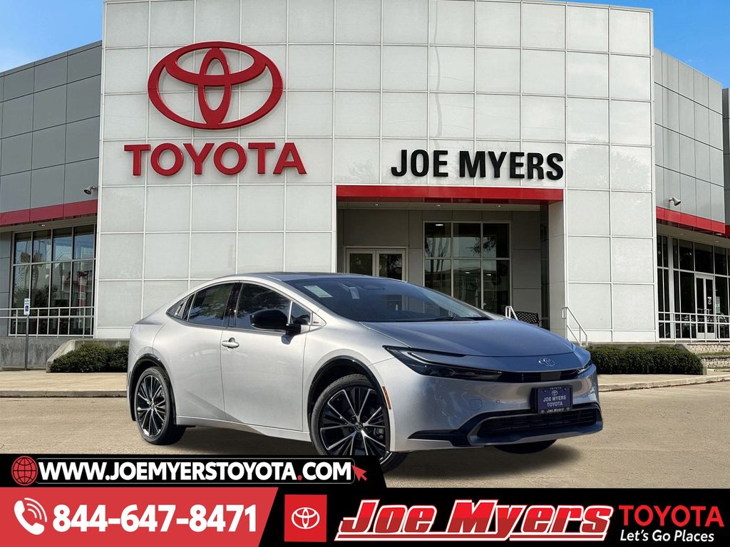 New 2026 Cutting Edge Toyota XLE image 2