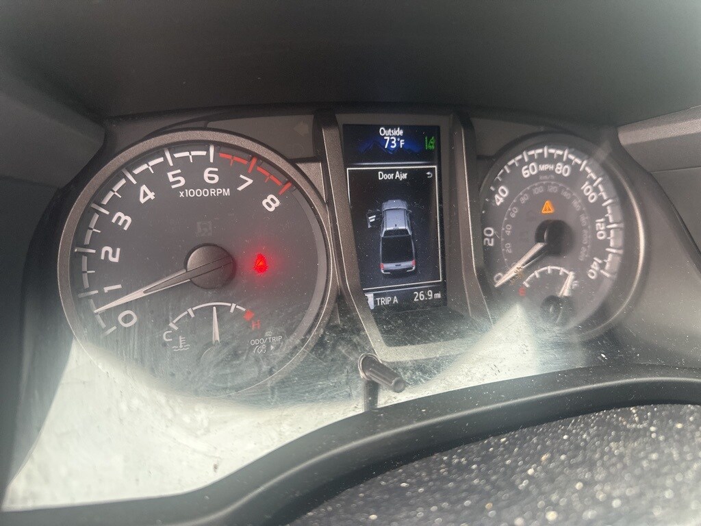 2022 Toyota Tacoma TRD Off-Road photo 4