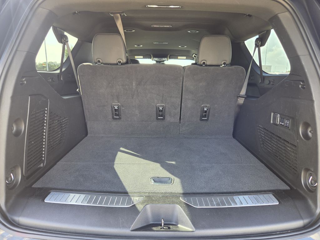 Used 2025 Onyx Black GMC Denali image 29