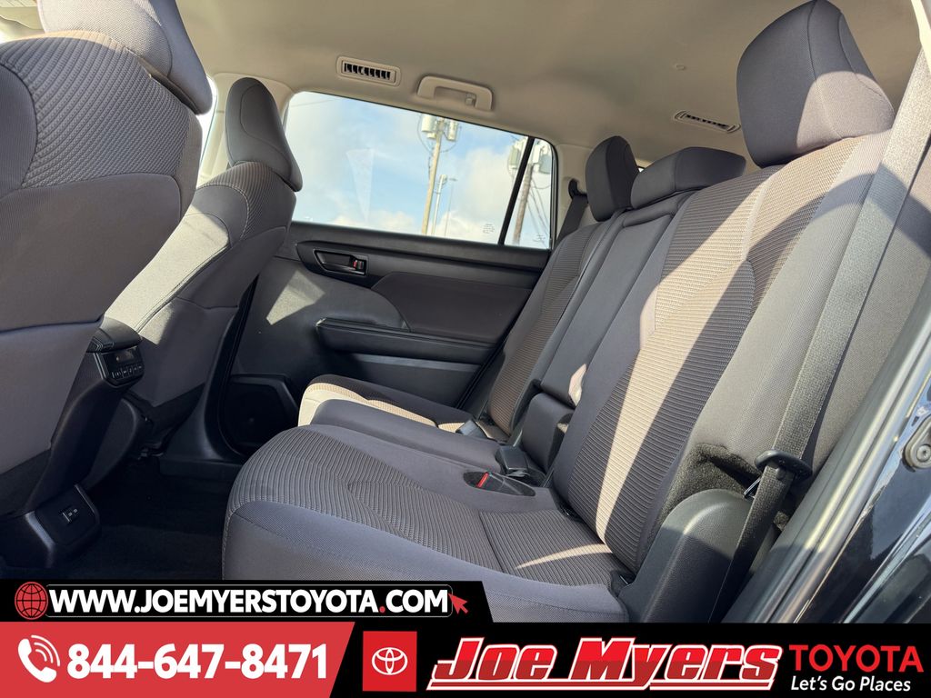 Used 2025 Midnight Black Metallic Toyota LE image 29