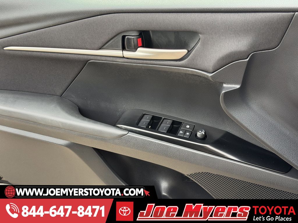 Used 2025 Midnight Black Metallic Toyota LE image 26
