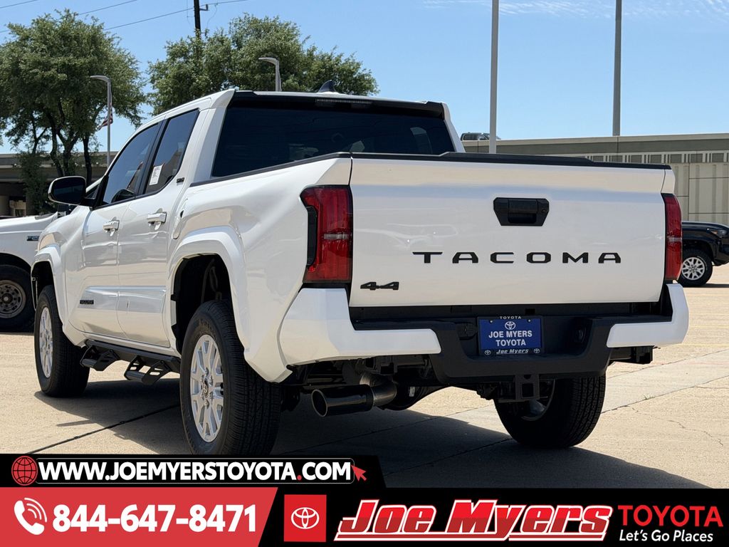 New 2026 Ice Cap Toyota SR5 image 7